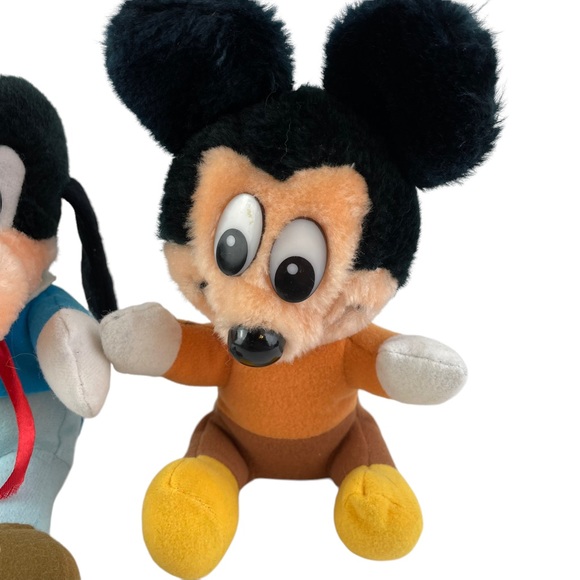 Vintage Disney Mickeys Christmas Carol Mickey Mouse Goofy Small Plush Stuffed 2 - Picture 3 of 16